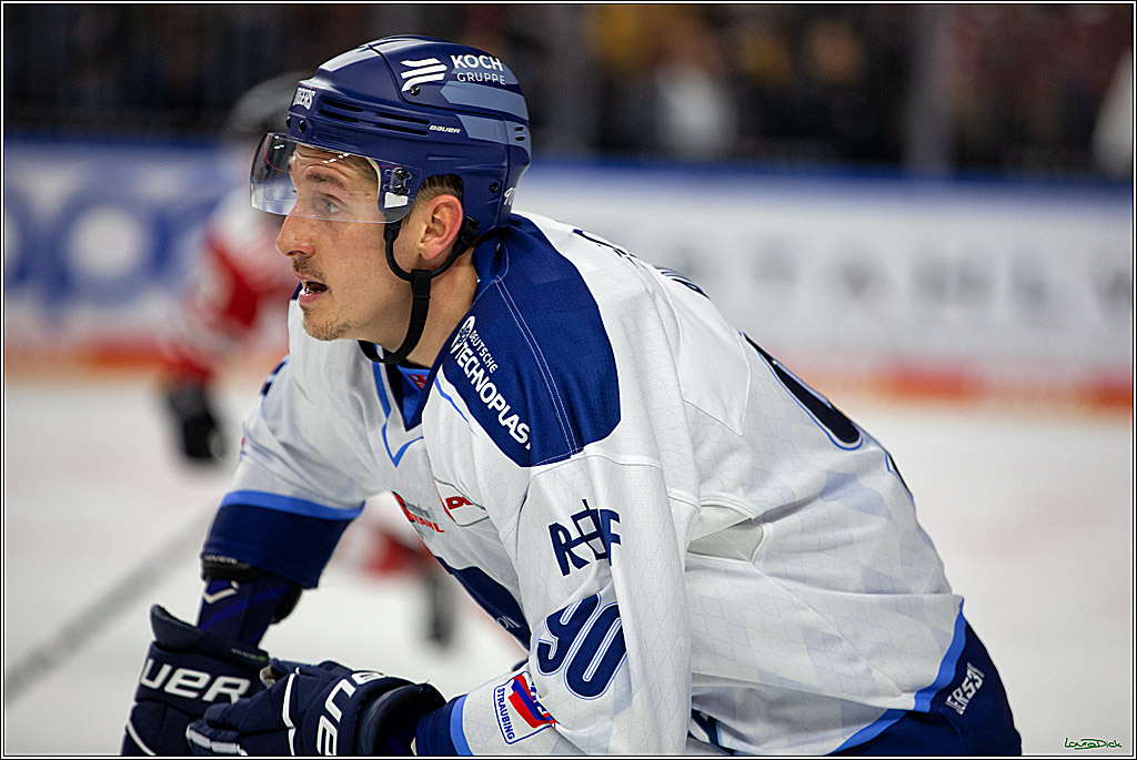 PENNY DEL; Koelner Haie- Straubing Tigers; Koeln, 09.10.2022